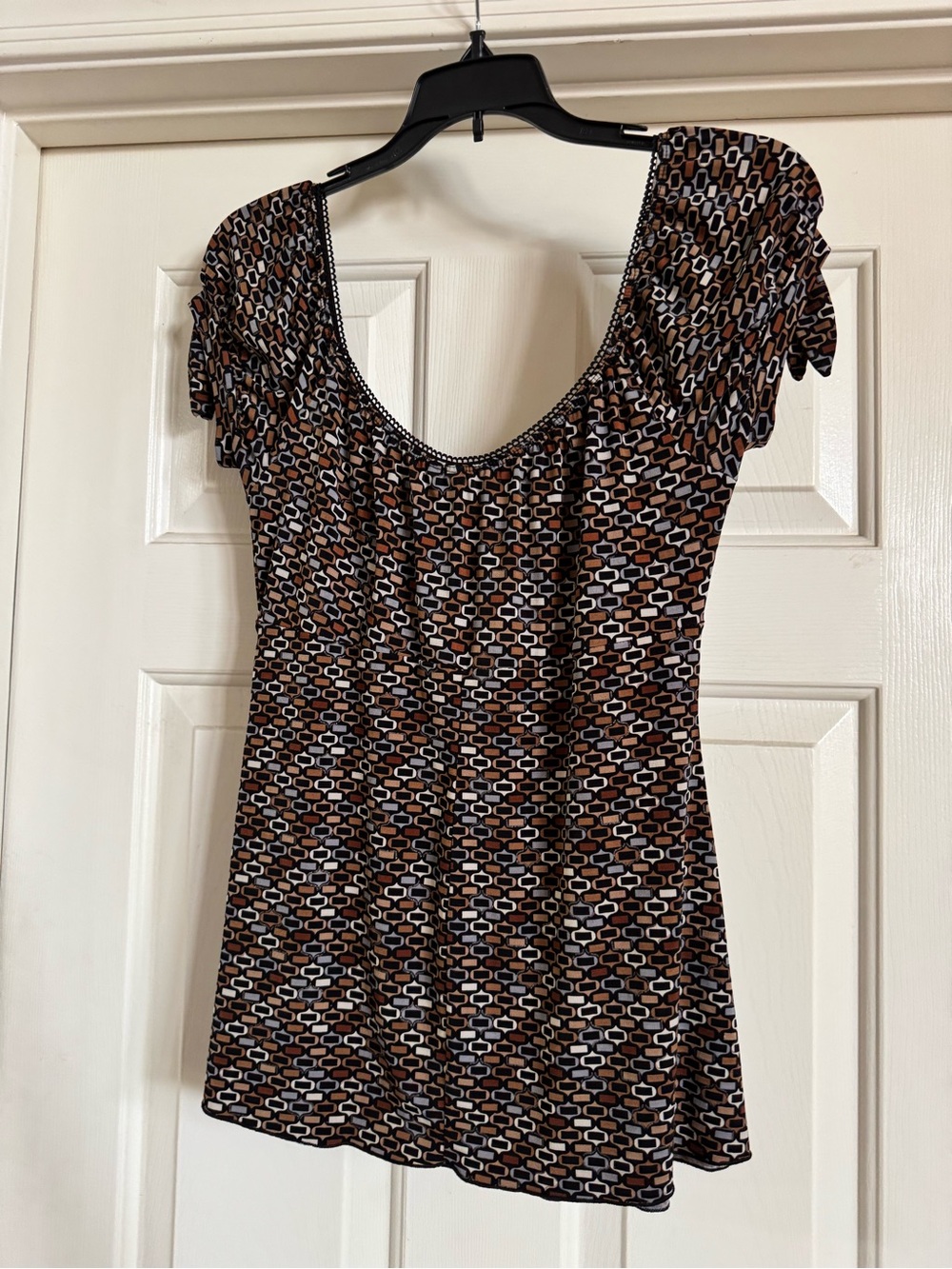 Heart Soul Brown and Black Geometric Short Sleeve Top - Picture 2 of 4